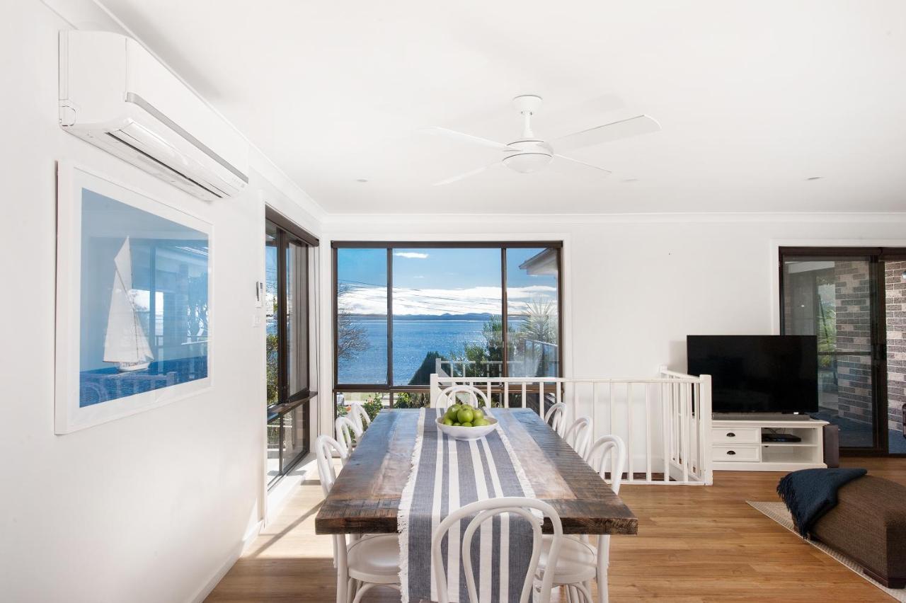 Dutchie'S Dream - Glorious Views And Opposite Dutchies Beach Nelson Bay Buitenkant foto