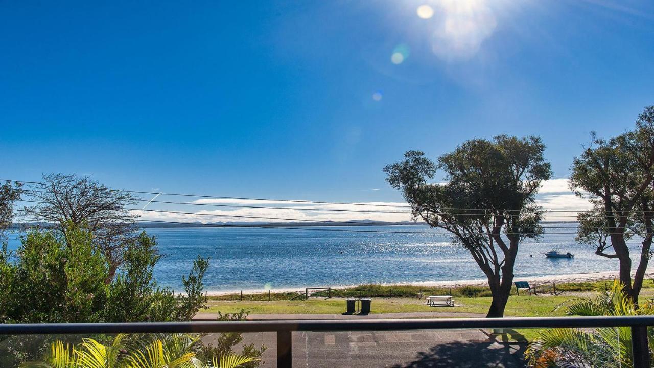Dutchie'S Dream - Glorious Views And Opposite Dutchies Beach Nelson Bay Buitenkant foto