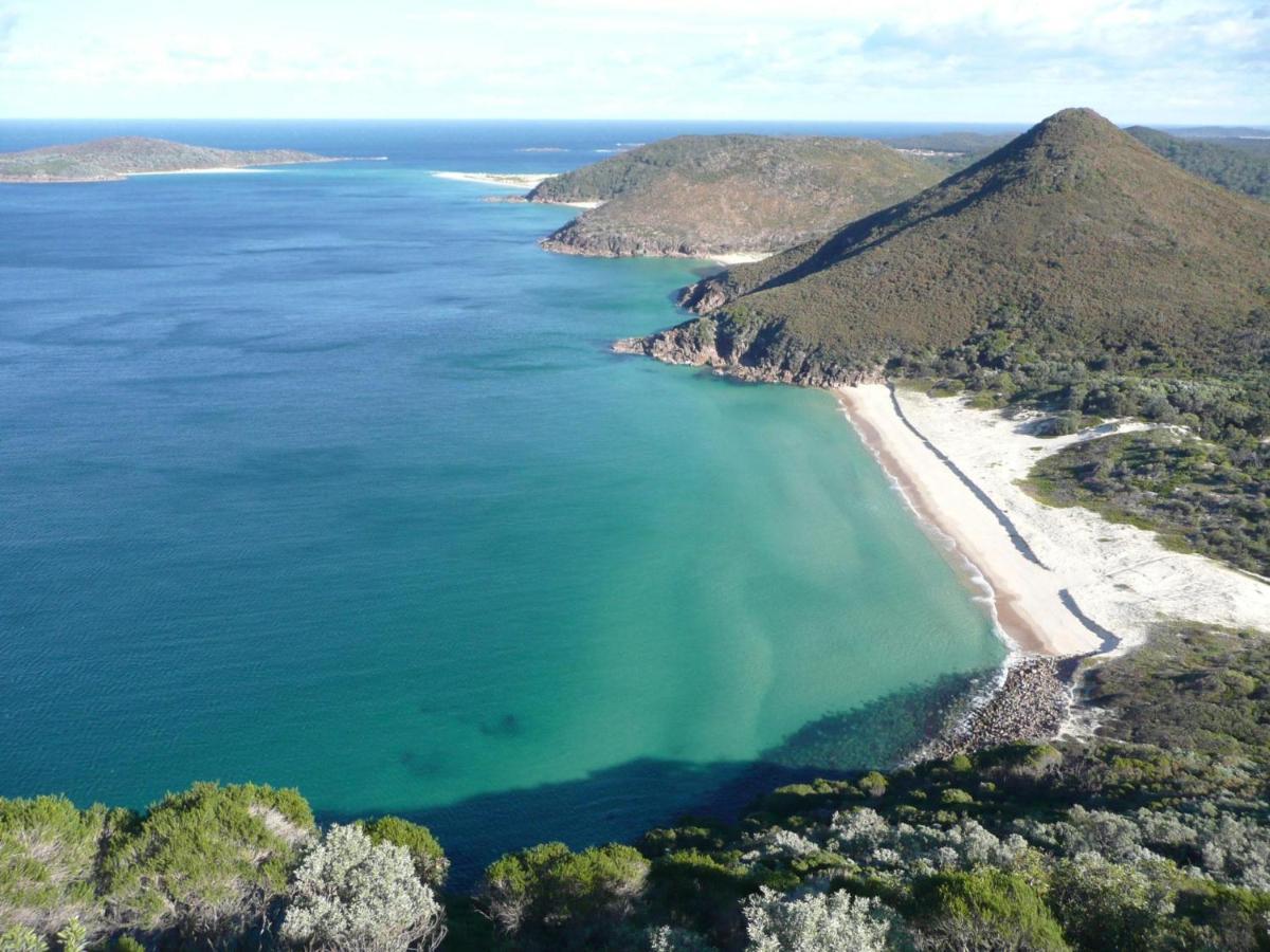 Dutchie'S Dream - Glorious Views And Opposite Dutchies Beach Nelson Bay Buitenkant foto
